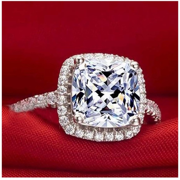 4 Carat Princess Cut CZ Ring - Picture 2 of 7